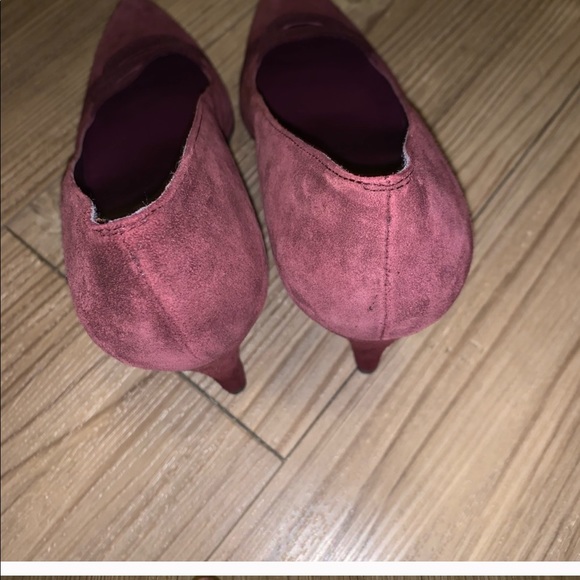 NWOB! Stuart Weitzman Burgundy Suede Heels 8.5 - Picture 5 of 8
